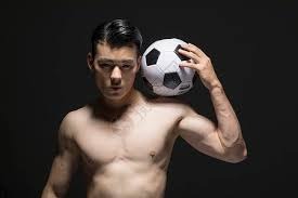 周冠宇成为F1凯迪拉克车队储备车手