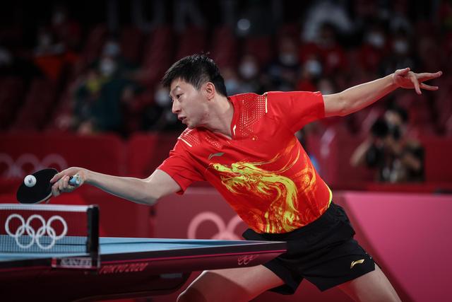 防守球员尝 防守球员尝