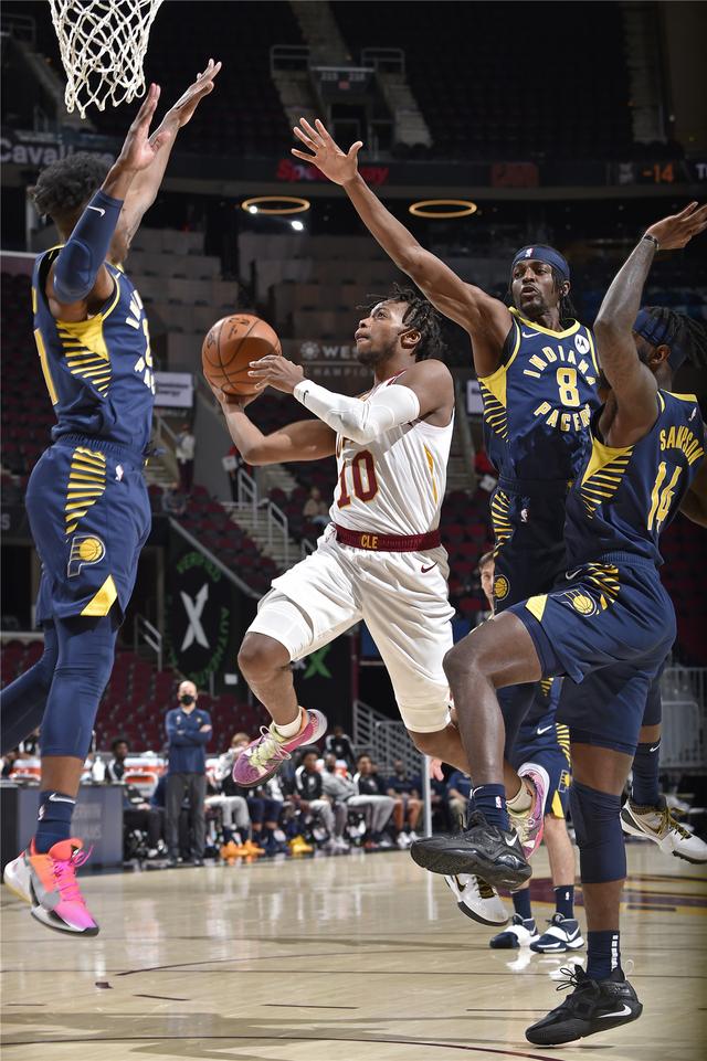 赛季的表现 赛季的表现