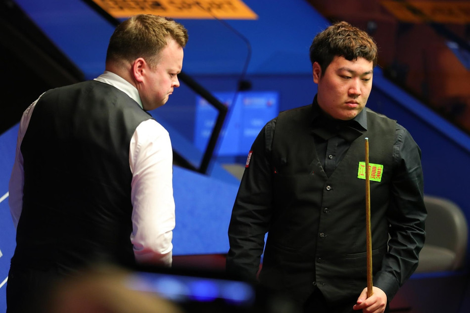 数百万球迷 数百万球迷